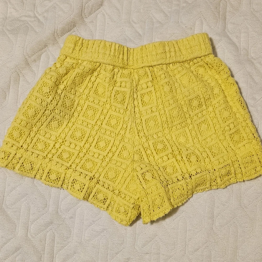 Gap Baby Yellow Set - Picture 5 of 6